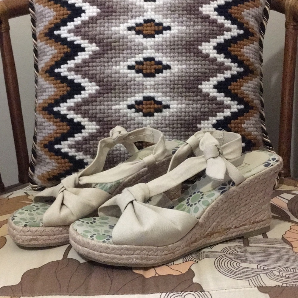 Arizona sandals